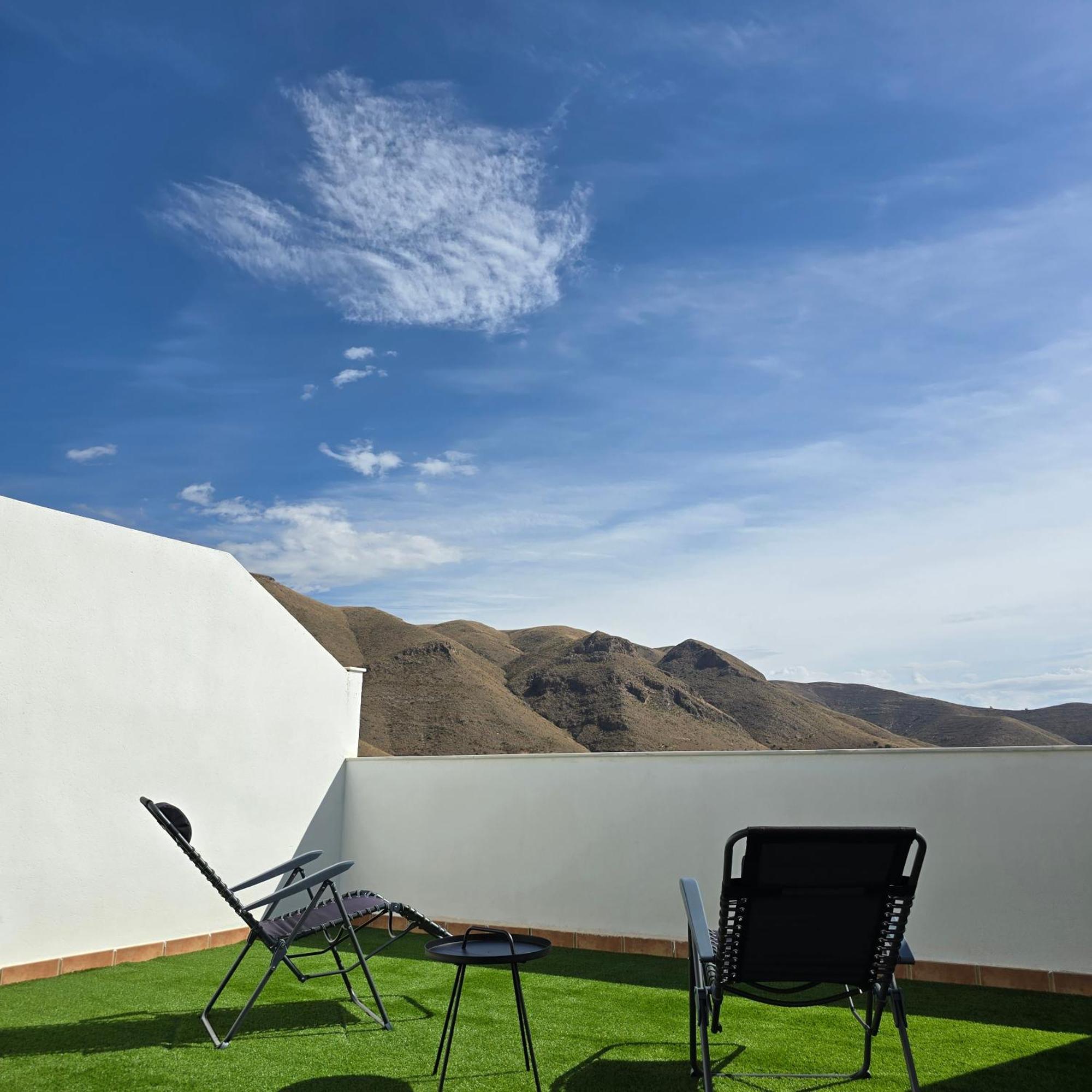 Casa Serena Alojamiento Rural Enix エクステリア 写真